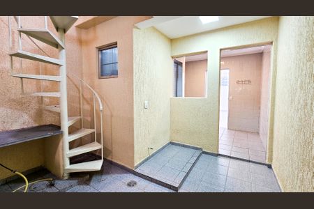 Casa de condomínio para alugar com 90m², 3 quartos e 2 vagas Casa de condomínio para alugar com 90m², 3 quartos e 2 vagasÁrea de Serviço