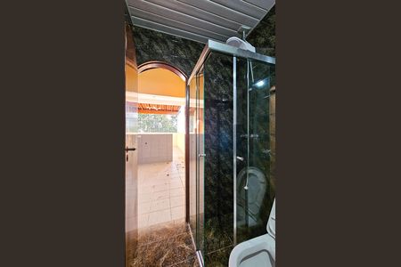 Casa de condomínio para alugar com 90m², 3 quartos e 2 vagas Casa de condomínio para alugar com 90m², 3 quartos e 2 vagasBanheiro 2