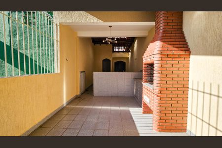 Casa de condomínio para alugar com 90m², 3 quartos e 2 vagas Casa de condomínio para alugar com 90m², 3 quartos e 2 vagasChurrasqueira