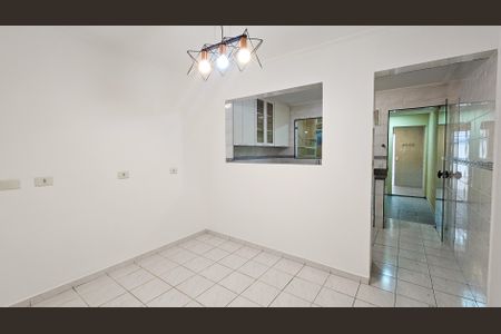 Casa de condomínio para alugar com 90m², 3 quartos e 2 vagas Casa de condomínio para alugar com 90m², 3 quartos e 2 vagasCozinha