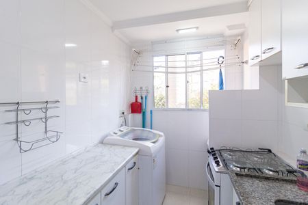 Apartamento à venda com 49m², 2 quartos e 1 vagaCozinha e área de serviço