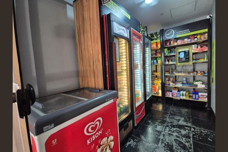 Apartamento à venda com 154m², 3 quartos e 2 vagas Apartamento à venda com 154m², 3 quartos e 2 vagasÁrea comum