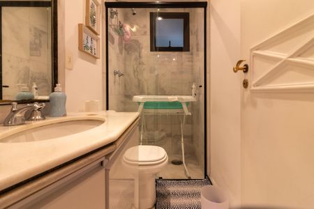 Apartamento à venda com 58m², 2 quartos e 1 vaga Apartamento à venda com 58m², 2 quartos e 1 vagaBanheiro