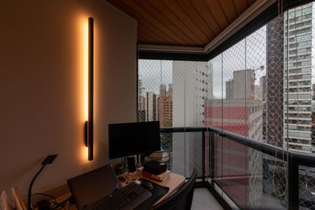 Apartamento à venda com 58m², 2 quartos e 1 vaga Apartamento à venda com 58m², 2 quartos e 1 vagaVaranda