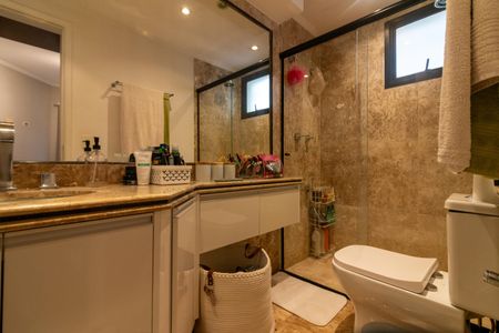 Apartamento à venda com 58m², 2 quartos e 1 vaga Apartamento à venda com 58m², 2 quartos e 1 vagaBanheiro da Suíte