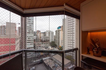 Apartamento à venda com 58m², 2 quartos e 1 vaga Apartamento à venda com 58m², 2 quartos e 1 vagaVaranda