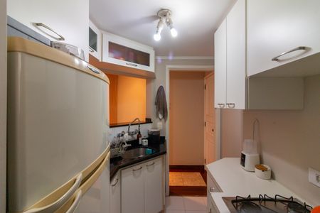 Apartamento à venda com 58m², 2 quartos e 1 vaga Apartamento à venda com 58m², 2 quartos e 1 vagaCozinha