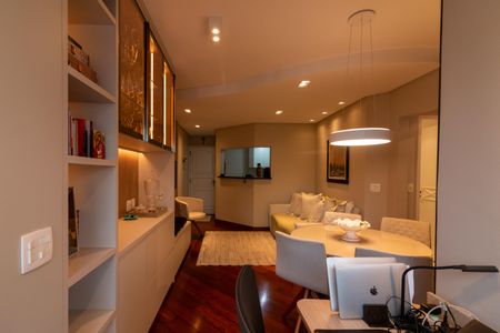 Apartamento à venda com 58m², 2 quartos e 1 vaga Apartamento à venda com 58m², 2 quartos e 1 vagaSala