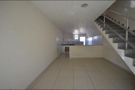 Apartamento para alugar com 96m², 2 quartos e sem vagaSala