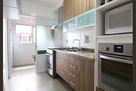 Apartamento à venda com 3 quartos, 79m² em Vila Nivi, São Paulo