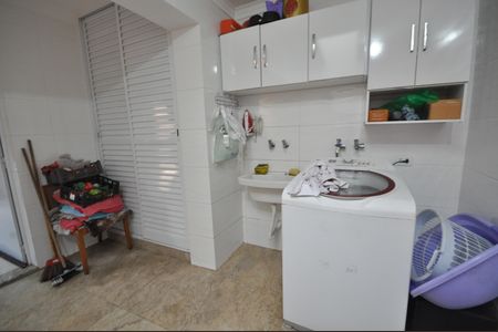 Casa à venda com 135m², 3 quartos e 3 vagasÁrea de serviço