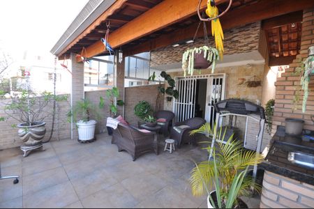 Varanda gourmet de casa à venda com 3 quartos, 135m² em Parque Vitoria, São Paulo