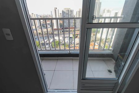 Varanda da Kitnet de kitnet/studio para alugar com 1 quarto, 27m² em Vila Santa Clara, São Paulo