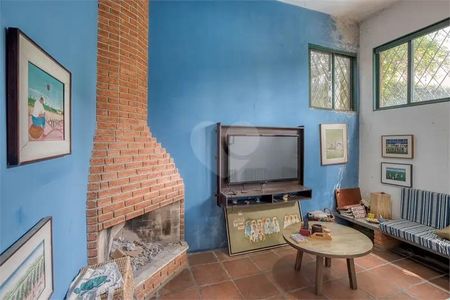 Sala de casa para alugar com 6 quartos, 379m² em Jardim Petropolis, São Paulo