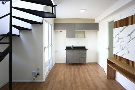 Cozinha de apartamento à venda com 1 quarto, 56m² em Jardim Monte Kemel, São Paulo