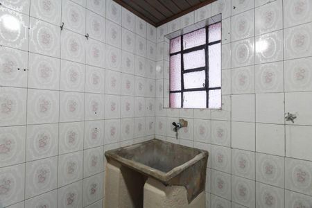 Casa para alugar com 60m², 1 quarto e 1 vagaÁrea de Serviço