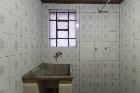 Casa para alugar com 60m², 1 quarto e 1 vagaÁrea de Serviço