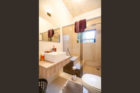 Casa à venda com 80m², 2 quartos e 2 vagasBanheiro