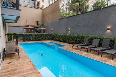 Studio à venda com 27m², 1 quarto e sem vagaPiscina