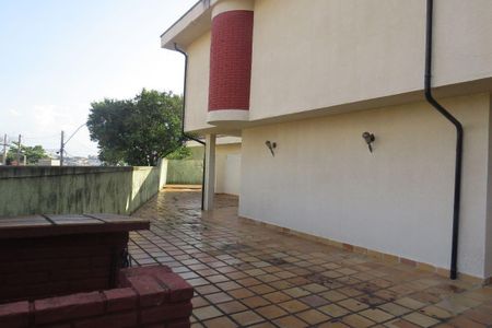 Casa à venda com 252m², 3 quartos e 15 vagas Casa à venda com 252m², 3 quartos e 15 vagasFoto 22