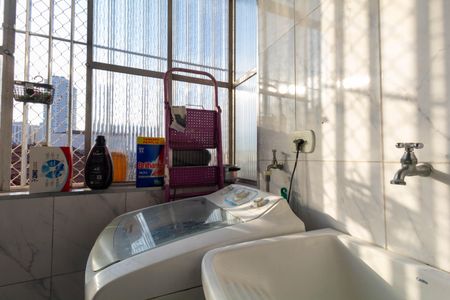 Apartamento à venda com 90m², 3 quartos e sem vaga Apartamento à venda com 90m², 3 quartos e sem vagaÁrea de Serviço