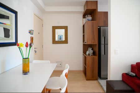 Apartamento à venda com 51m², 2 quartos e 1 vaga Apartamento à venda com 51m², 2 quartos e 1 vagaSala