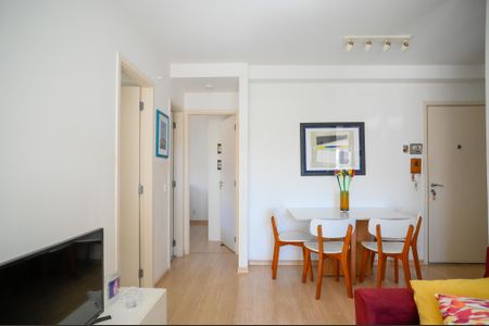 Sala de apartamento à venda com 2 quartos, 51m² em Aclimação, São Paulo