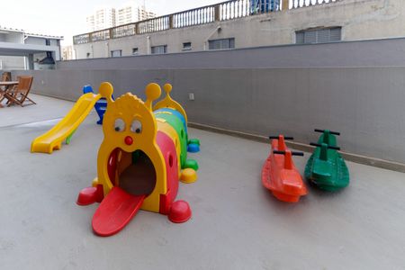 Apartamento à venda com 60m², 1 quarto e sem vagaÁrea comum - Playground