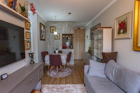 Sala de apartamento para alugar com 2 quartos, 45m² em Campanário, Diadema