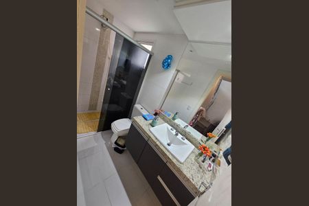 Casa de condomínio para alugar com 122m², 3 quartos e 1 vagaBanheiro