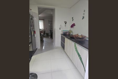 Casa de condomínio para alugar com 122m², 3 quartos e 1 vagaCozinha