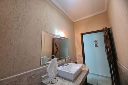 Casa à venda com 180m², 3 quartos e 2 vagas Casa à venda com 180m², 3 quartos e 2 vagasLavabo da Sala