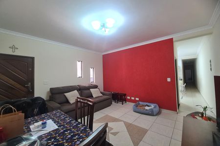 Casa à venda com 180m², 3 quartos e 2 vagas Casa à venda com 180m², 3 quartos e 2 vagasSala