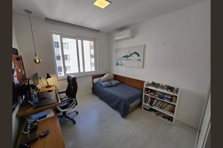 Apartamento à venda com 206m², 4 quartos e 1 vaga