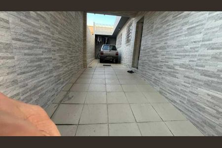 Casa à venda com 138m², 3 quartos e 2 vagas