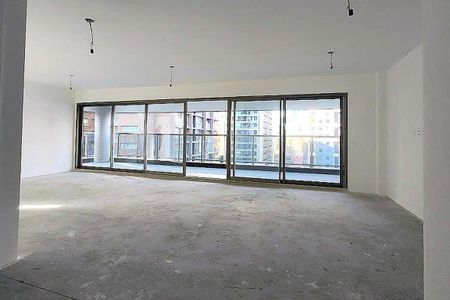 Apartamento à venda com 4 quartos, 212m² em Cerqueira César, São Paulo