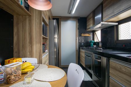 Apartamento à venda com 194m², 3 quartos e 2 vagasCozinha