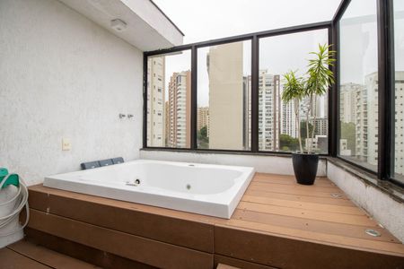 Apartamento à venda com 194m², 3 quartos e 2 vagasVaranda Gourmet 