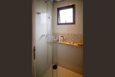 Apartamento à venda com 194m², 3 quartos e 2 vagasBanheiro da Suíte 3