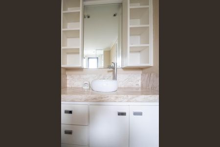 Apartamento à venda com 194m², 3 quartos e 2 vagasBanheiro Suíte 1