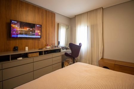 Apartamento à venda com 194m², 3 quartos e 2 vagasSuíte 3