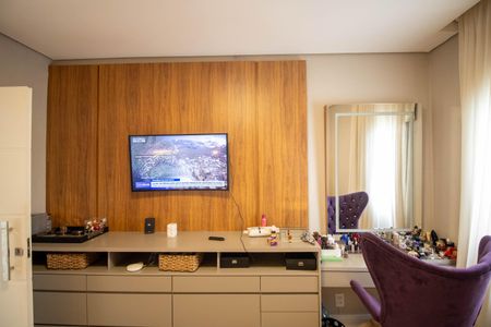 Apartamento à venda com 194m², 3 quartos e 2 vagasSuíte 3