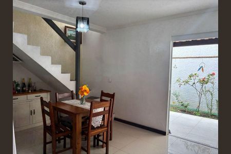 Casa à venda com 2 quartos, 88m² em Itaipu, Niterói