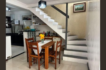 Casa à venda com 2 quartos, 88m² em Itaipu, Niterói