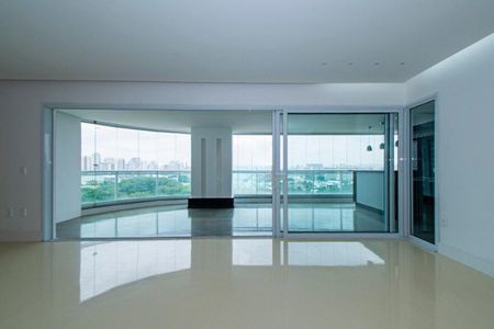 Apartamento à venda com 4 quartos, 241m² em Água Branca, São Paulo