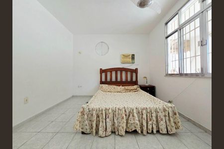 Casa à venda com 4 quartos, 400m² em Santa Rosa, Niterói