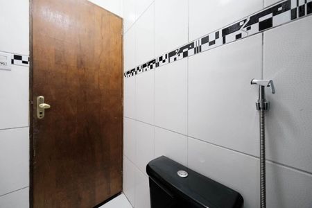 Casa para alugar com 78m², 2 quartos e 1 vagaBanheiro