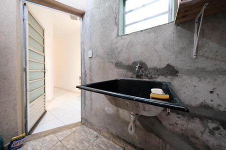 Casa para alugar com 78m², 2 quartos e 1 vagaÁrea de Serviço