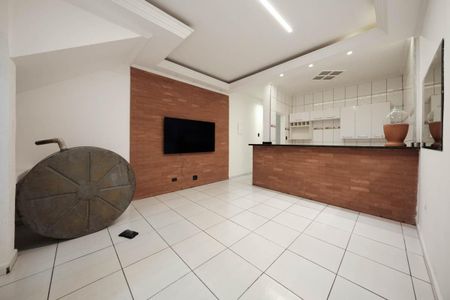 Casa para alugar com 78m², 2 quartos e 1 vagaSala/Cozinha