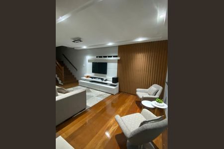 Casa à venda com 3 quartos, 272m² em Jardim do Mar, São Bernardo do Campo